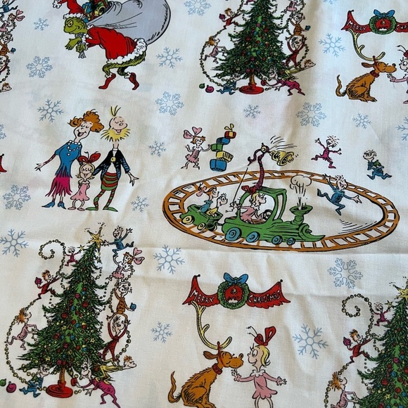 The Grinch Whoville Cindy Lou max Christmas fabric material cotton holiday - Picture 3 of 3